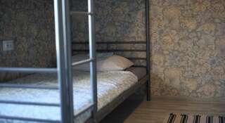 Гостиница Selfihostel Адлер 1 кровать в общем номере c 4 кроватями-3