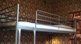 Гостиница Selfihostel Адлер Кровать в общем номере с 3 кроватями-3